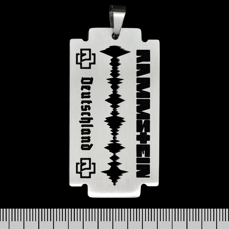 Кулон Rammstein "Deutschland" (ptsb-172) лезвие Кулон Rammstein "Deutschland" (ptsb-172) лезвие