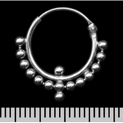 Серьга, кольцо с шариками (eas-147)
