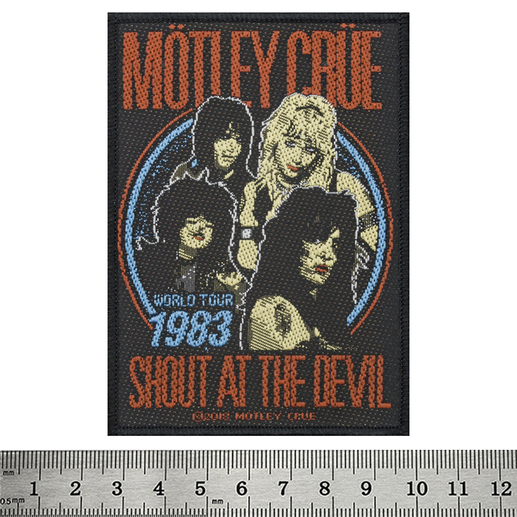 Нашивка тканая MOTLEY CRUE - SHOUT AT THE DEVIL (ofp-146) Нашивка тканая MOTLEY CRUE - SHOUT AT THE DEVIL (ofp-146)
