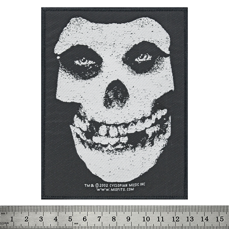 Нашивка тканая MISFITS - WHITE SKULL (ofp-201) Нашивка тканая MISFITS - WHITE SKULL (ofp-201)