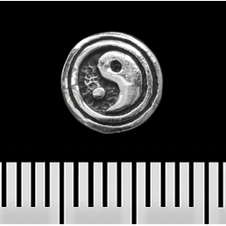 Серьга-гвоздик Инь Ян (серебро, 925 проба) (st-007)