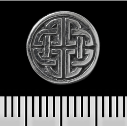 Серьга-гвоздик Кельтское плетение (круглая) (серебро, 925 проба) (st-021)