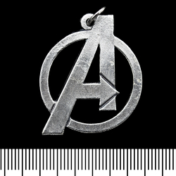 Кулон Avengers logo (Marvel)
