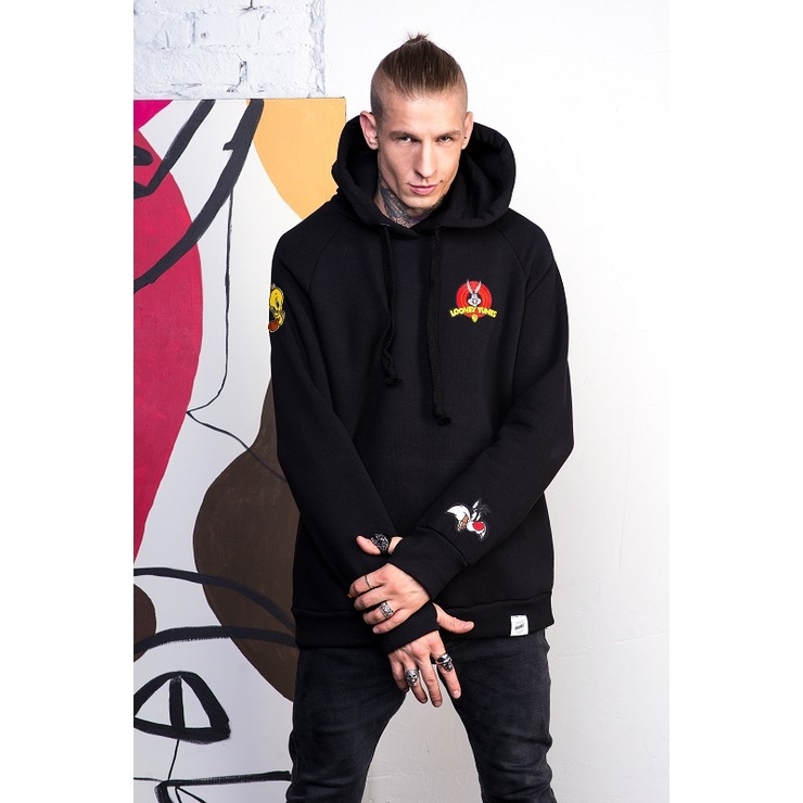 Худи Urbanist с патчами Looney Tunes, оверсайз Худи Urbanist с патчами Looney Tunes, оверсайз