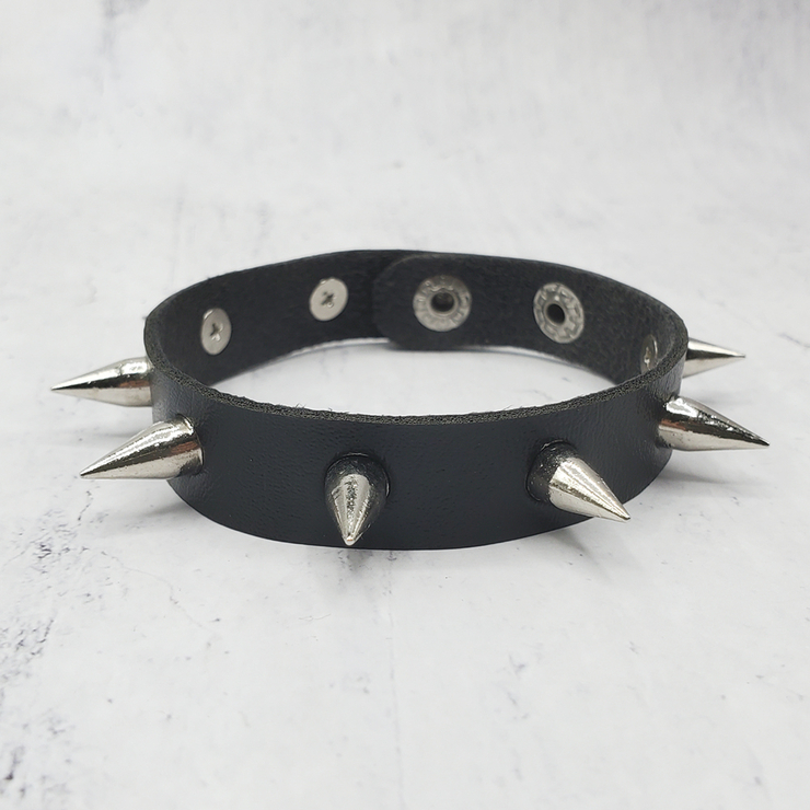 Браслет с одним рядом маленьких шипов (bpu-003) Браслет с одним рядом маленьких шипов (bpu-003)