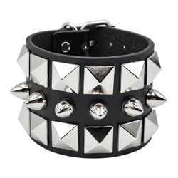 Кожаный Браслет кожаный два ряда большой пирамиды и один ряд пулеобразных шипов (bfl-028)