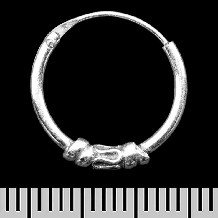 Серьга, кольцо с узором (eas-100) Серьга, кольцо с узором (eas-100)