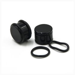 Плаг с резиновым фиксатором (акрил, цвет черный, 20мм) p-006
