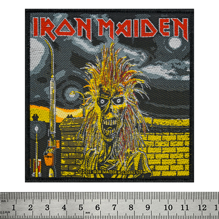 Нашивка тканая Iron Maiden (1980) в блистере (ofpb-028) Нашивка тканая Iron Maiden (1980) в блистере (ofpb-028)