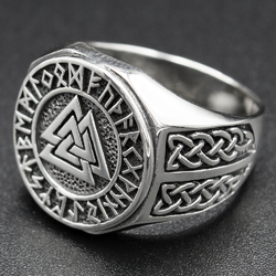 Перстень Валькнут в руническом круге (серебро, 925 проба) (trg-004) Перстень Валькнут в руническом круге (серебро, 925 проба) (trg-004)