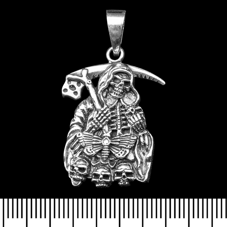 Кулон Жнец Смерти с бабочкой и черепами (серебро, 925 проба) (sp-242) Кулон Жнец Смерти с бабочкой и черепами (серебро, 925 проба) (sp-242)