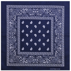 Бандана Огурцы бело-черные на фоне цвета индиго