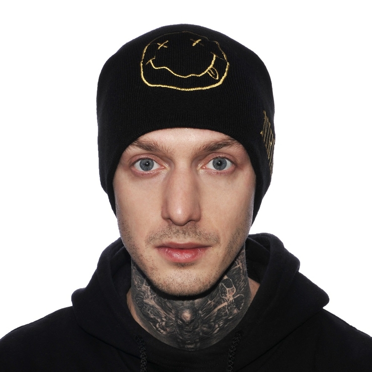 Шапка з вишивкою Nirvana чорна