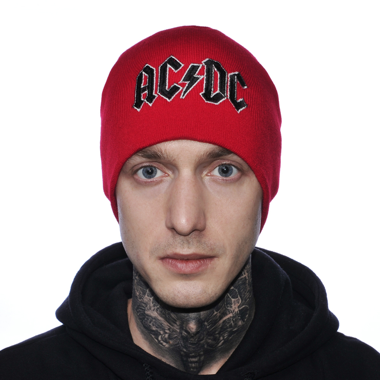 Шапка з вишивкою AC/DC (logo) червона Шапка з вишивкою AC/DC (logo) червона