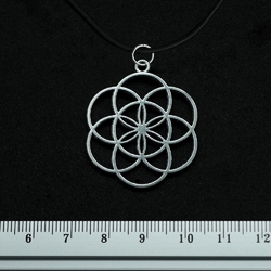 Кулон Квітка (7 кілець)