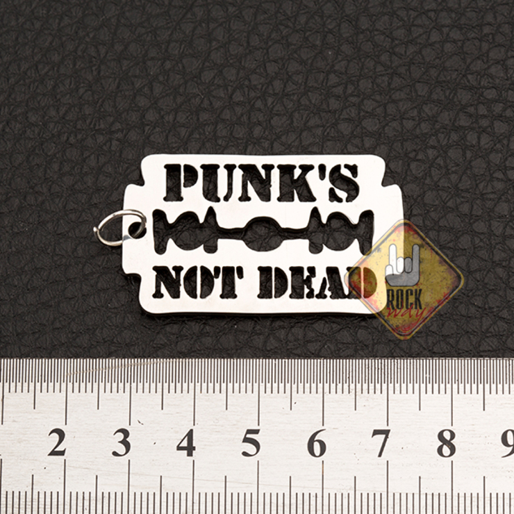 Кулон Punk’s Not Dead (лезвие)