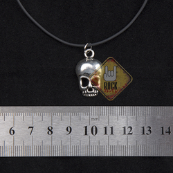 Кулон Череп