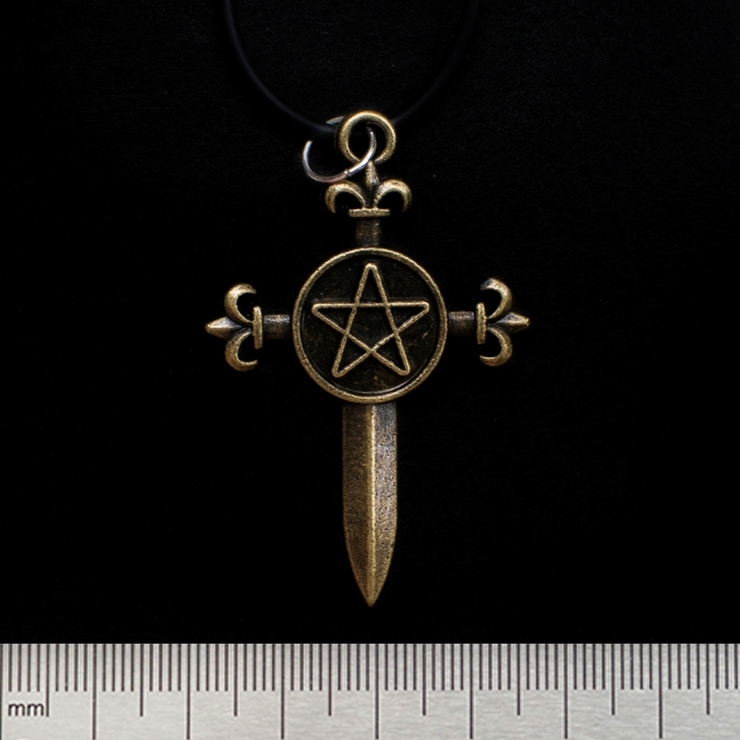 Кулон Кинжал с пентаграммой (цвет бронза) Кулон Кинжал с пентаграммой (цвет бронза)