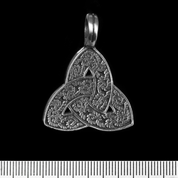 Кулон Трикветр з візерунком (pth-045)