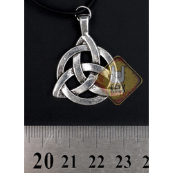 Кулон Трикветр (кельтский візерунок, два узла)