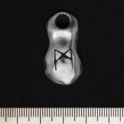 Кулон Руна Манназ (pth-117)