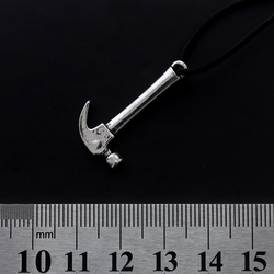 Кулон Молоток (Pink Floyd) Кулон Молоток (Pink Floyd)