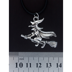 Кулон Ведьма на метле