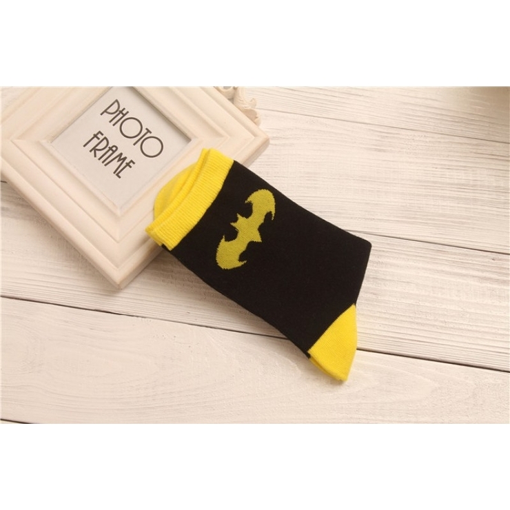 Носки Batman Logo (yellow logo) (р.36-43) Носки Batman Logo (yellow logo) (р.36-43)