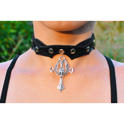 Шкіряний чокер (ar-002) з кулоном Череп з крилами на хресте