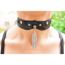 Кожаный чокер (ar-006) с кулоном Перо большое двустороннее (цвет стальной) Кожаный чокер (ar-006) с кулоном Перо большое двустороннее (цвет стальной)