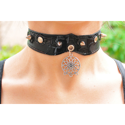 Кожаный чокер (ar-006) с кулоном Ловец снов Кожаный чокер (ar-006) с кулоном Ловец снов