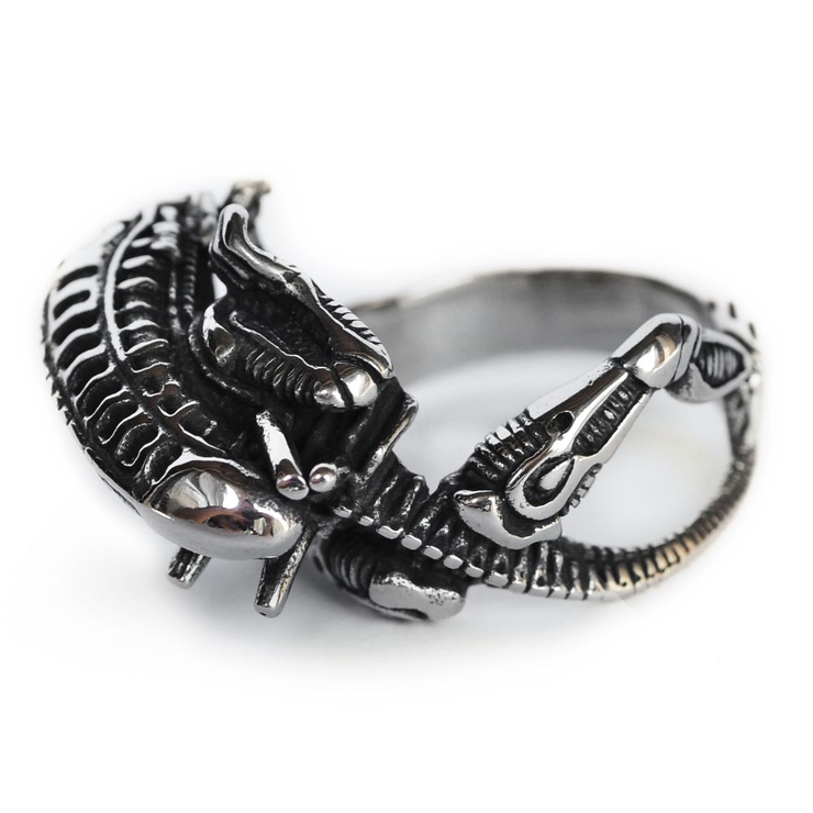 Перстень Чужий (rng-066)