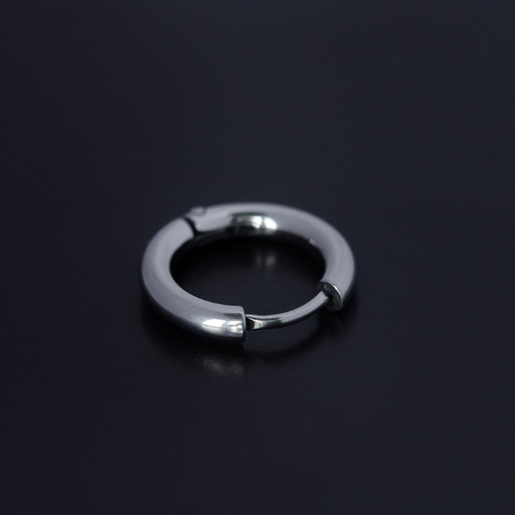 Серьга-кольцо (хард обманка) (хир.сталь, цвет стальной, 15мм) (ea-024) Серьга-кольцо (хард обманка) (хир.сталь, цвет стальной, 15мм) (ea-024)