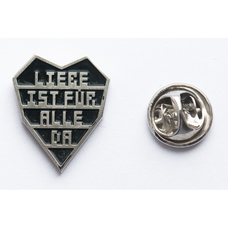 Пін (значок) фігурний Rammstein "LIFAD" (серце) Пін (значок) фігурний Rammstein "LIFAD" (серце)