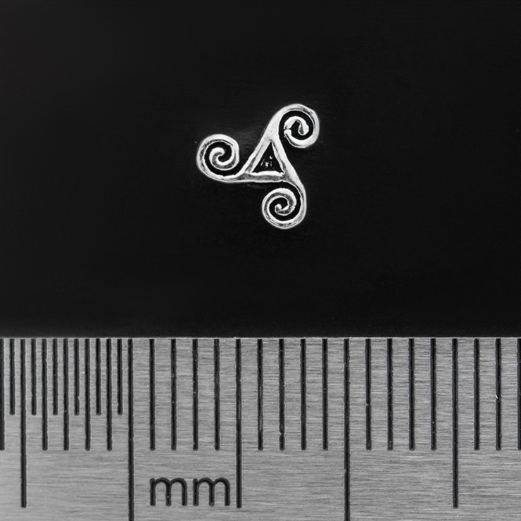 Серьга-гвоздик Триксель (серебро, 925 проба) Серьга-гвоздик Триксель (серебро, 925 проба)