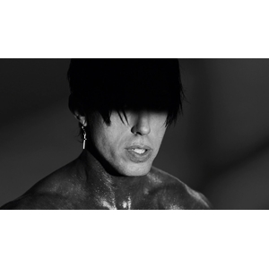 Falling in Reverse - гурт, який перетворив сучасний metalcore на шоу нового покоління.