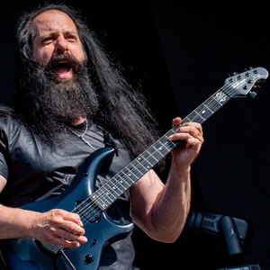 Джону Петруччі - 59! Гітарний віртуоз та серце Dream Theater!