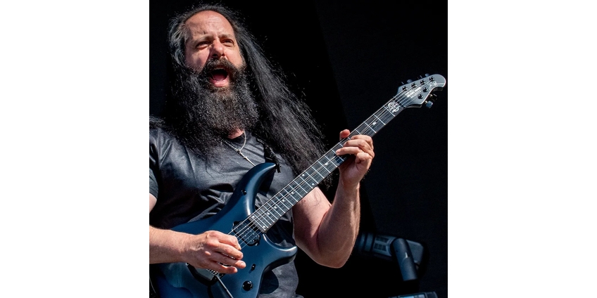 Джону Петруччі - 59! Гітарний віртуоз та серце Dream Theater!